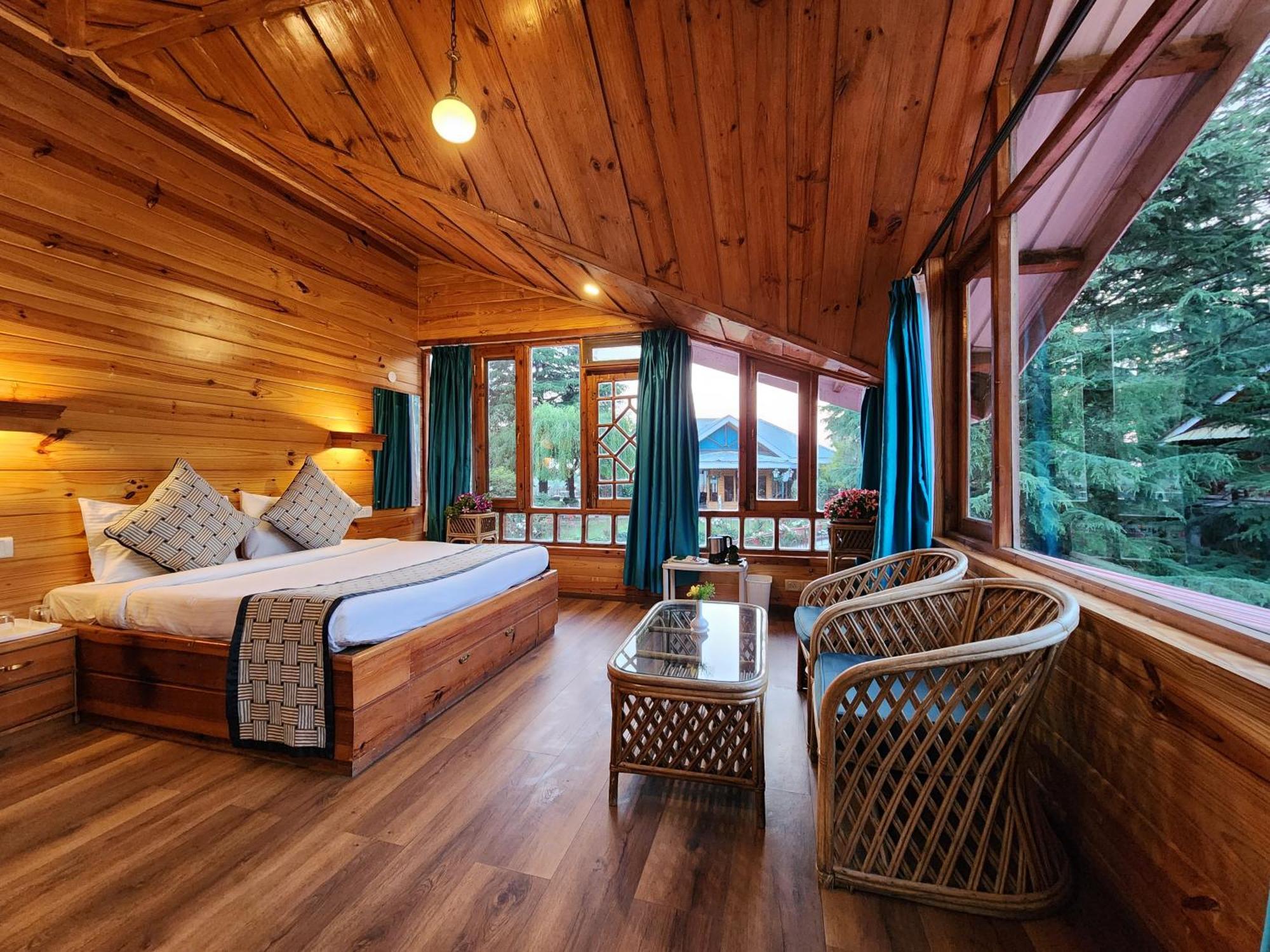 The Chalets Naldehra Simlá Kültér fotó